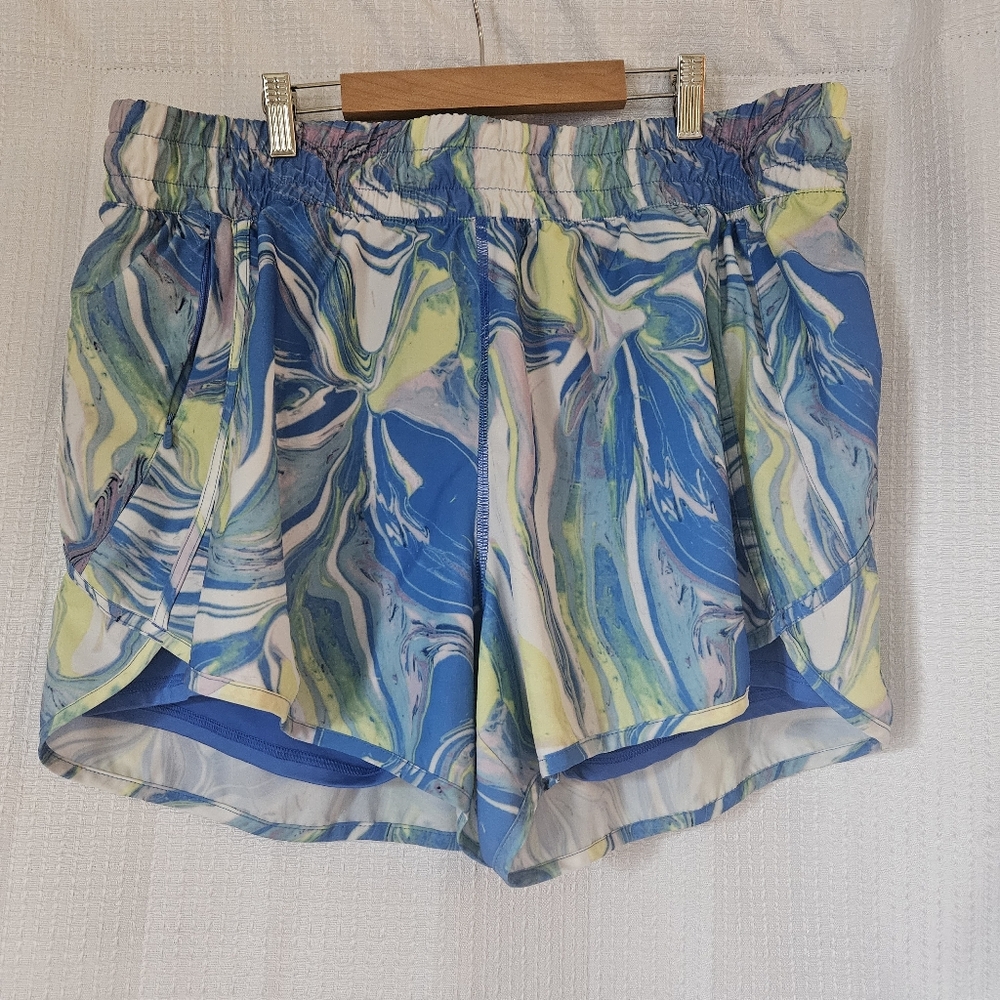 Avia Women's Size XXXL 22 in 1 Compression Lined Shorts 3X Running Workout Gym